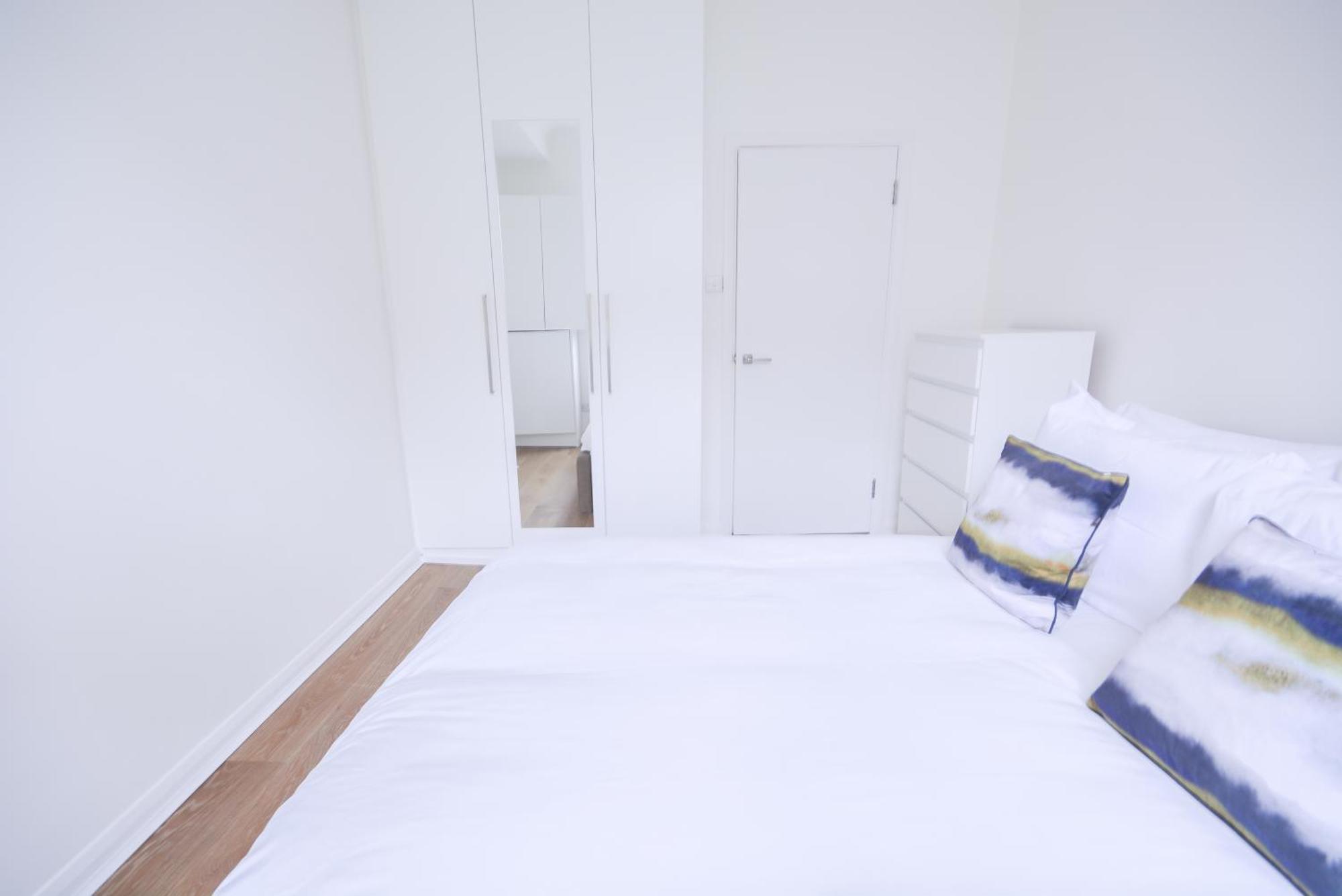 Primestate Hyde Park Apartment